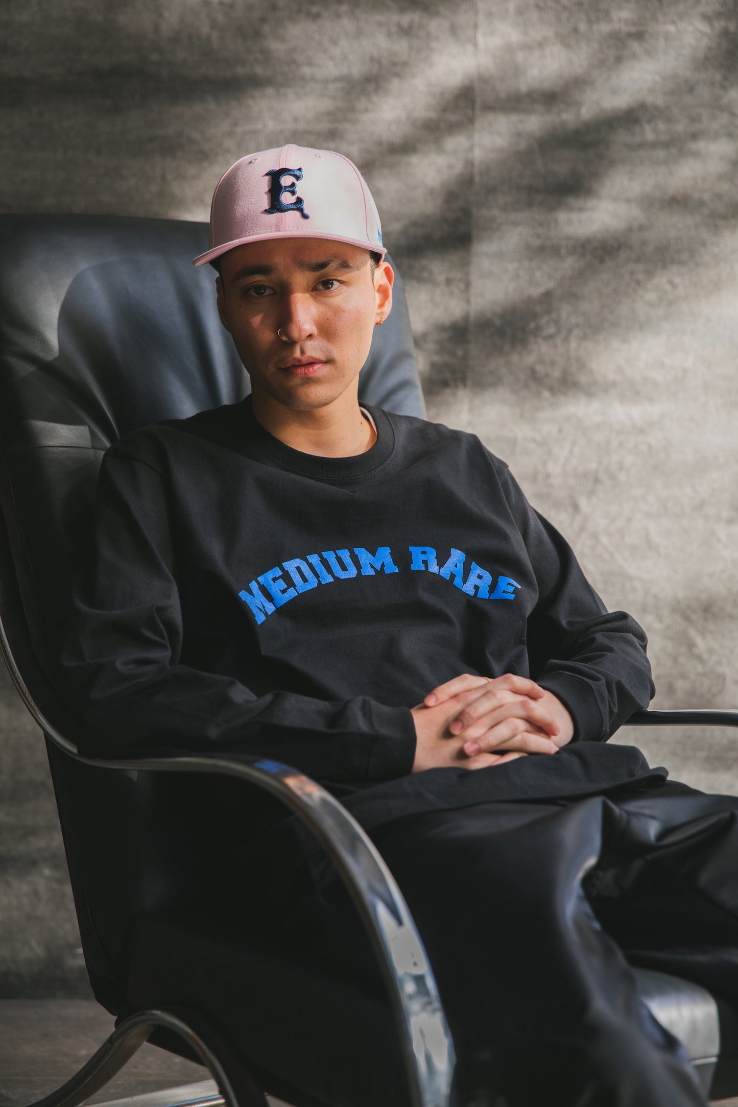Arch Logo L/S Black