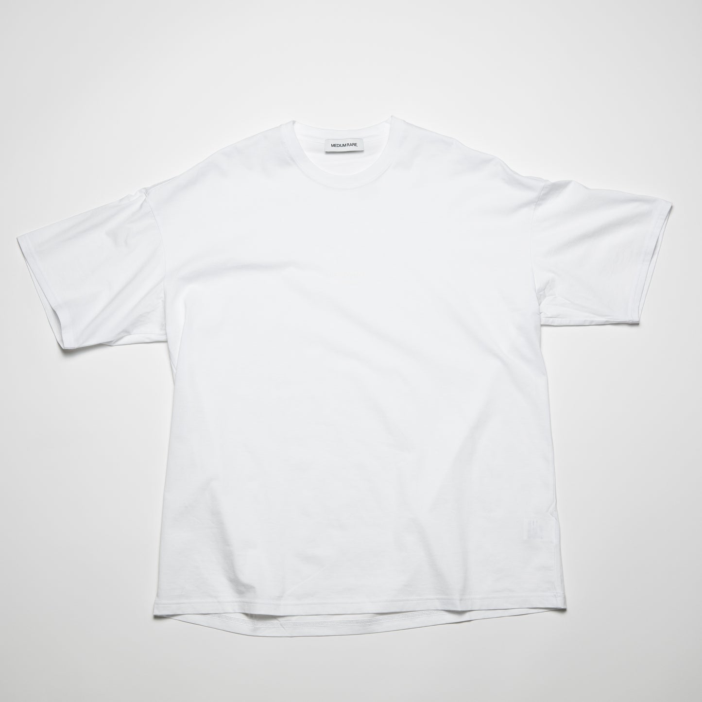 TEE-“MEDIUMRARE”WhiteLOGO