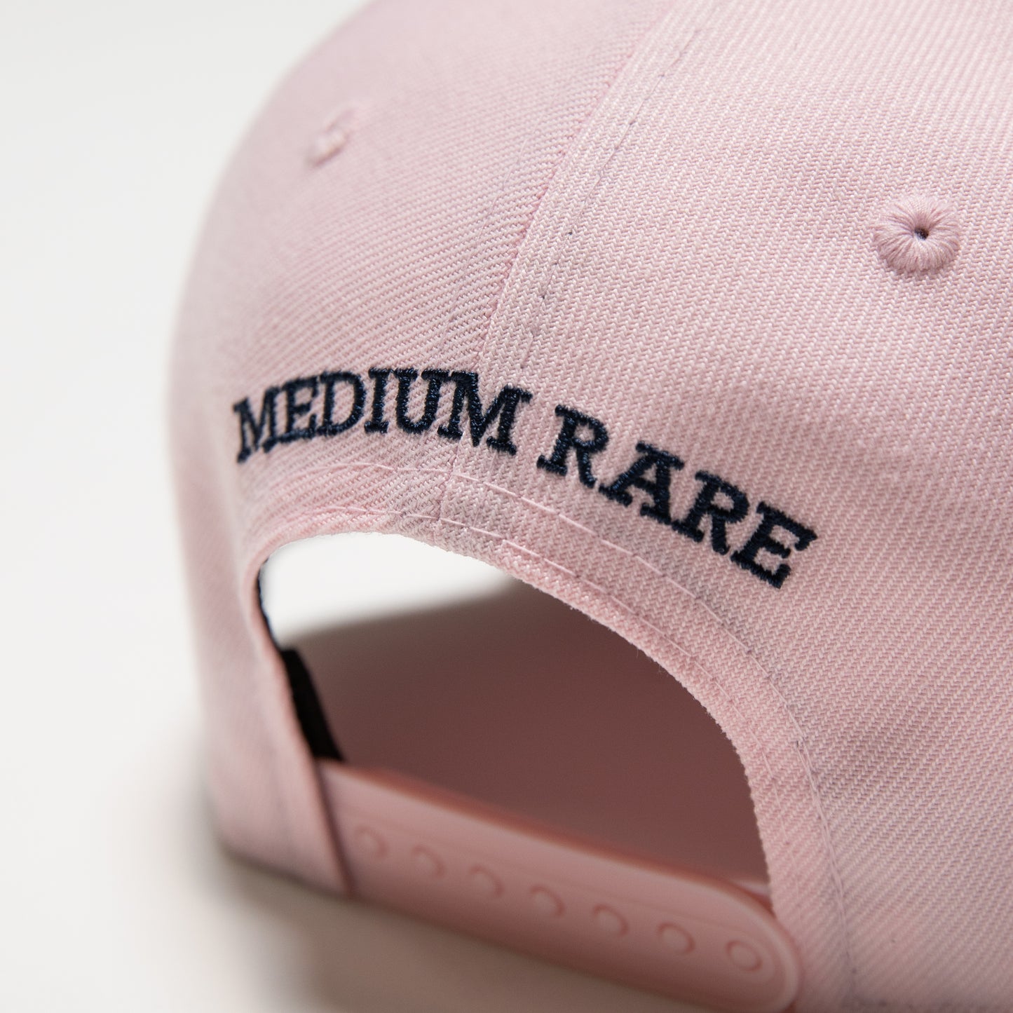 NEWERA×MEDIUMRARE